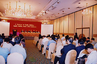 Overwhelming participation at QBA2002 Conference 